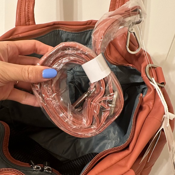 Pixie Mood Large Bubbly Tote Travel Bag in Desert Clay Mauve - Picture 6 of 9